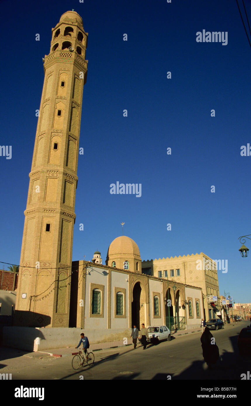 Grande mosquée Tozeur Tunisie Afrique du Nord Afrique Banque D'Images