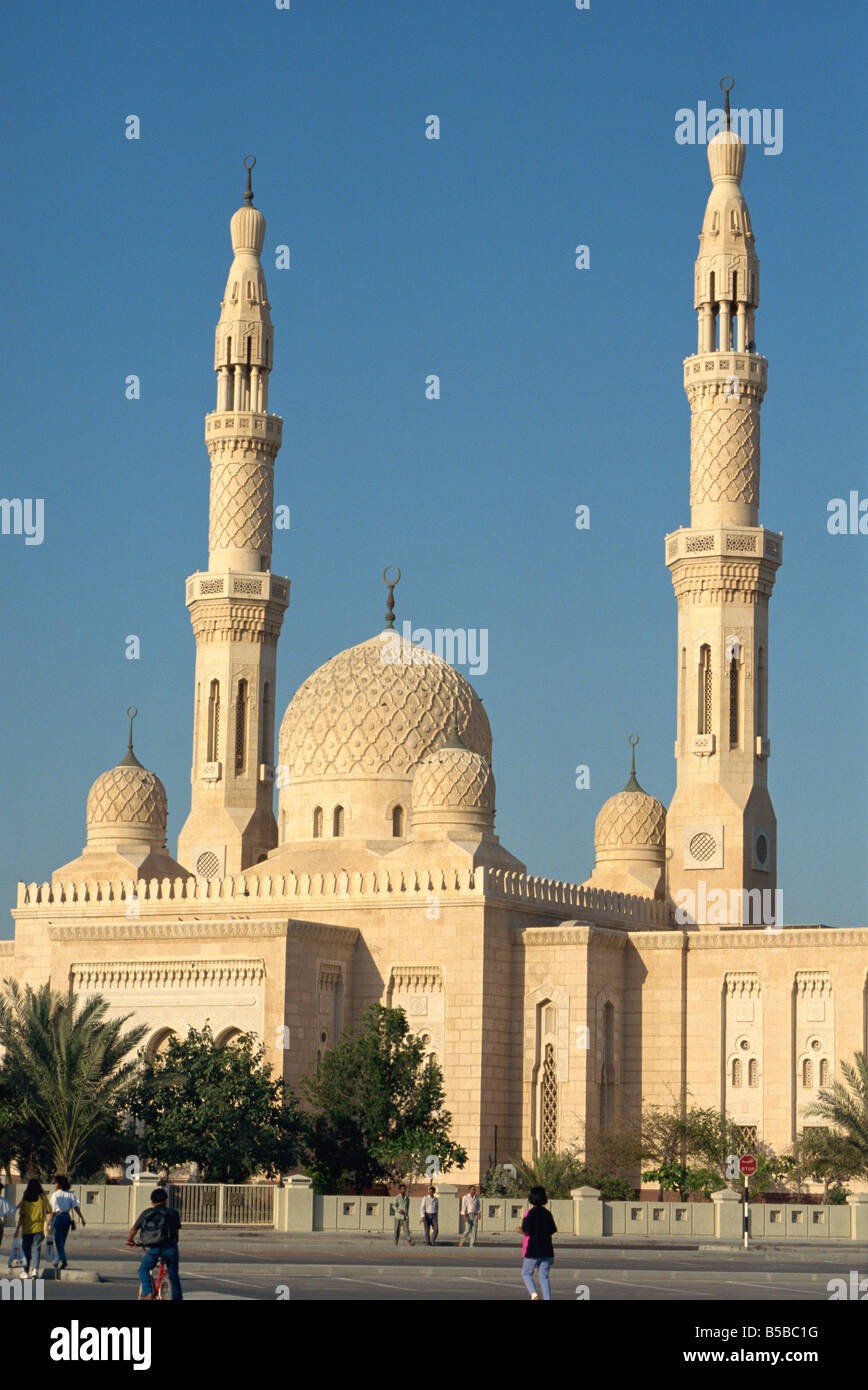 La mosquée de Jumeirah Dubai Emirats Arabes Unis Moyen-orient Banque D'Images