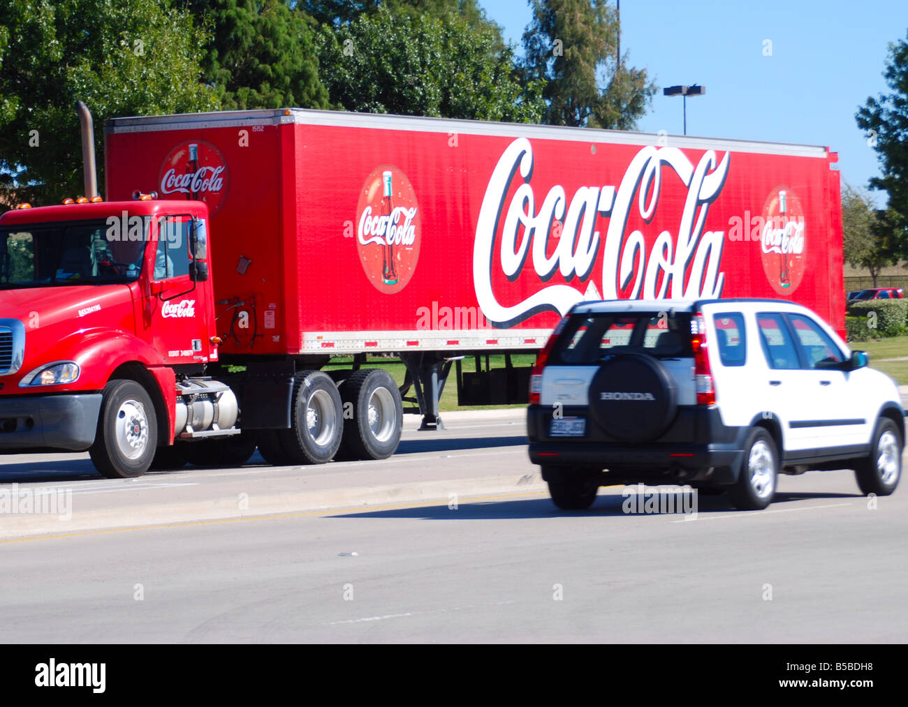 Cola Rouge Coca Cola Rouge Banque d'image et photos - Alamy