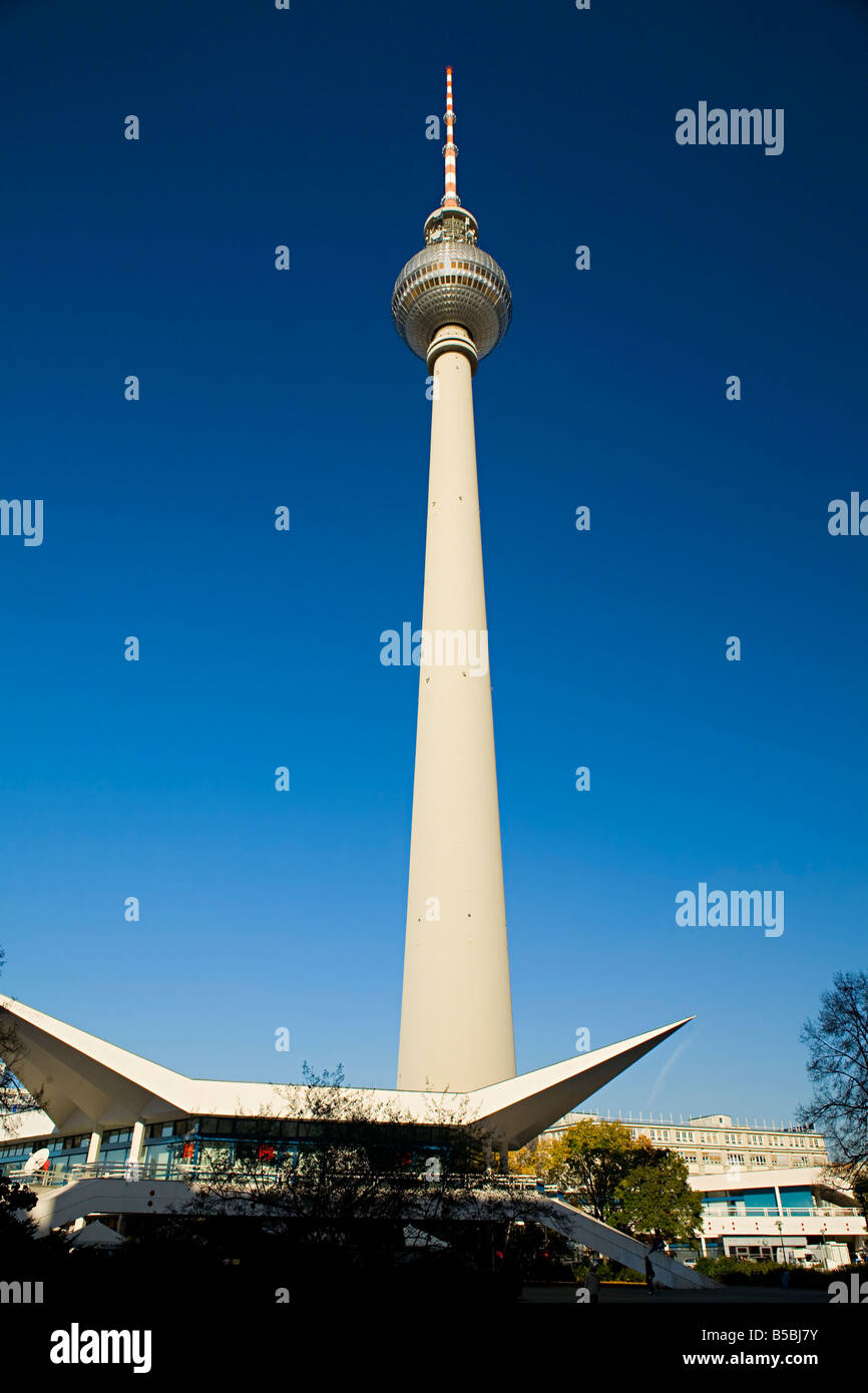 Tour de télévision Fernsehturm Berlin Allemagne Banque D'Images