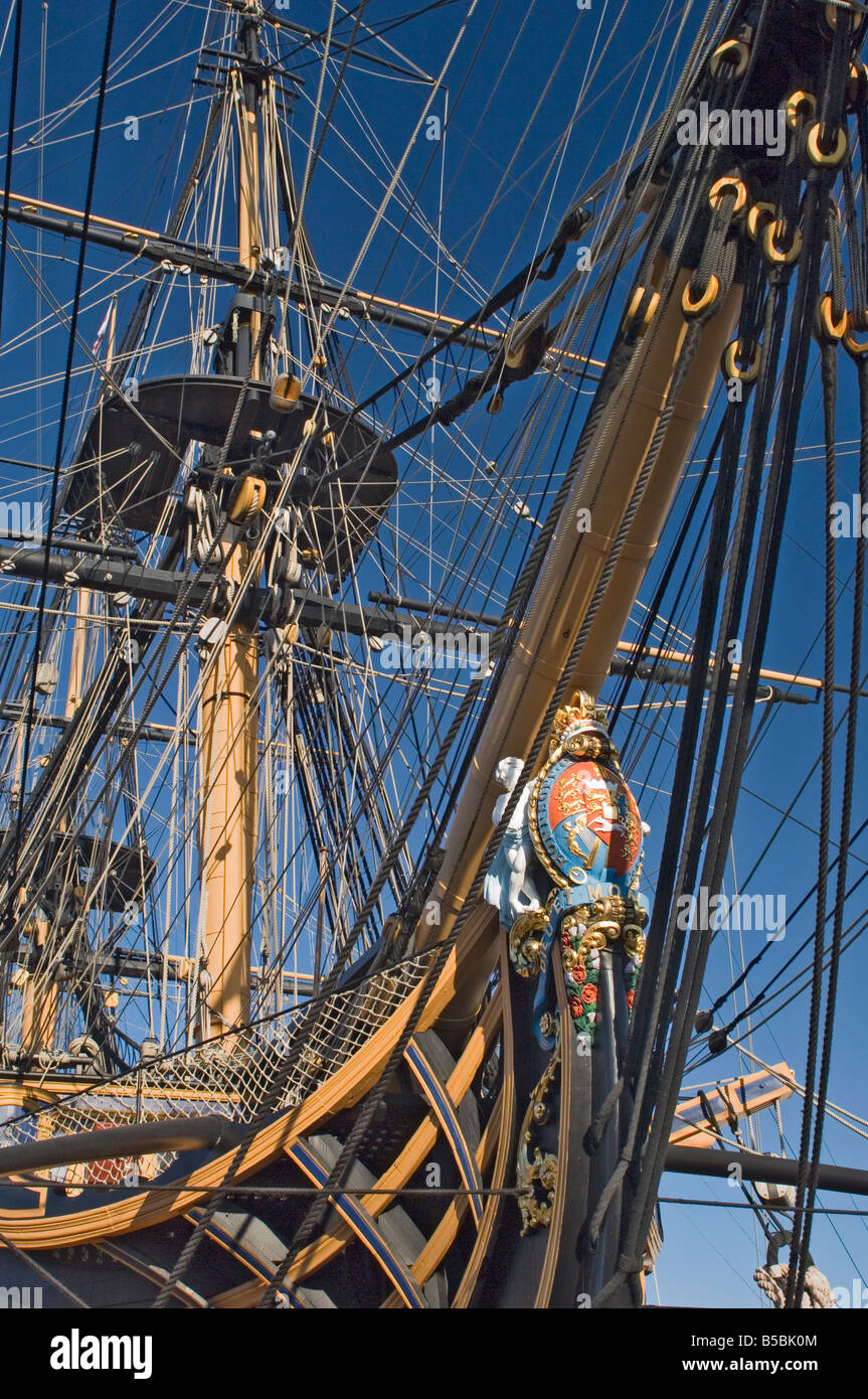 HMS Victory, navire amiral de l'amiral Horatio Nelson, de l'arsenal historique de Portsmouth, Portsmouth, Hampshire, Angleterre Banque D'Images