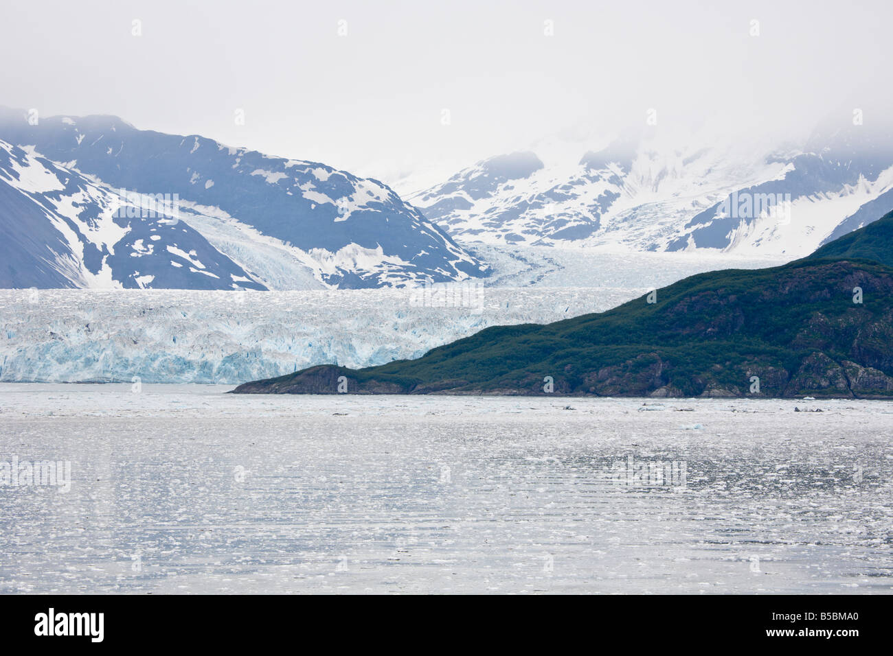 Glacier Hubbard se jette dans la baie de Yakutat Bay et de désenchantement en Alaska Banque D'Images
