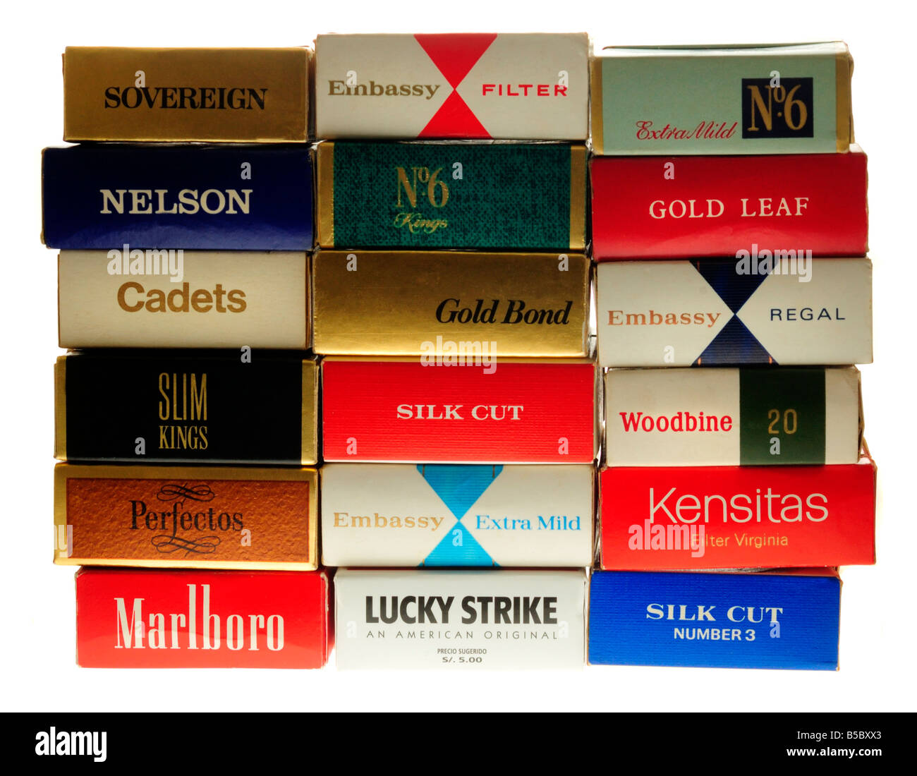 Les avertissements sur les paquets de cigarettes. Banque D'Images