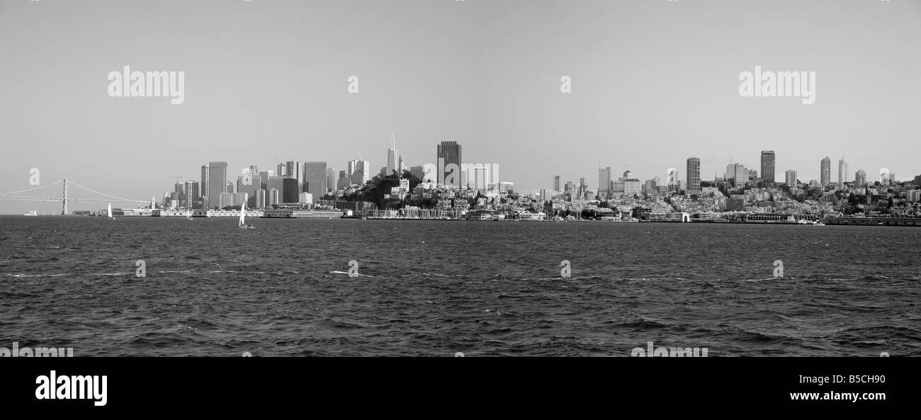 San Francisco sky line de la baie Banque D'Images