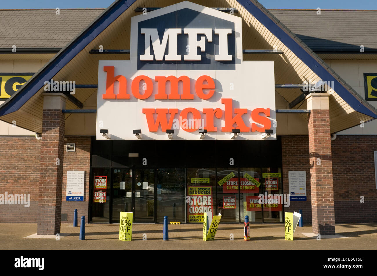 Magasin de meubles MFI Homeworks fermeture vente - extérieur Banque D'Images