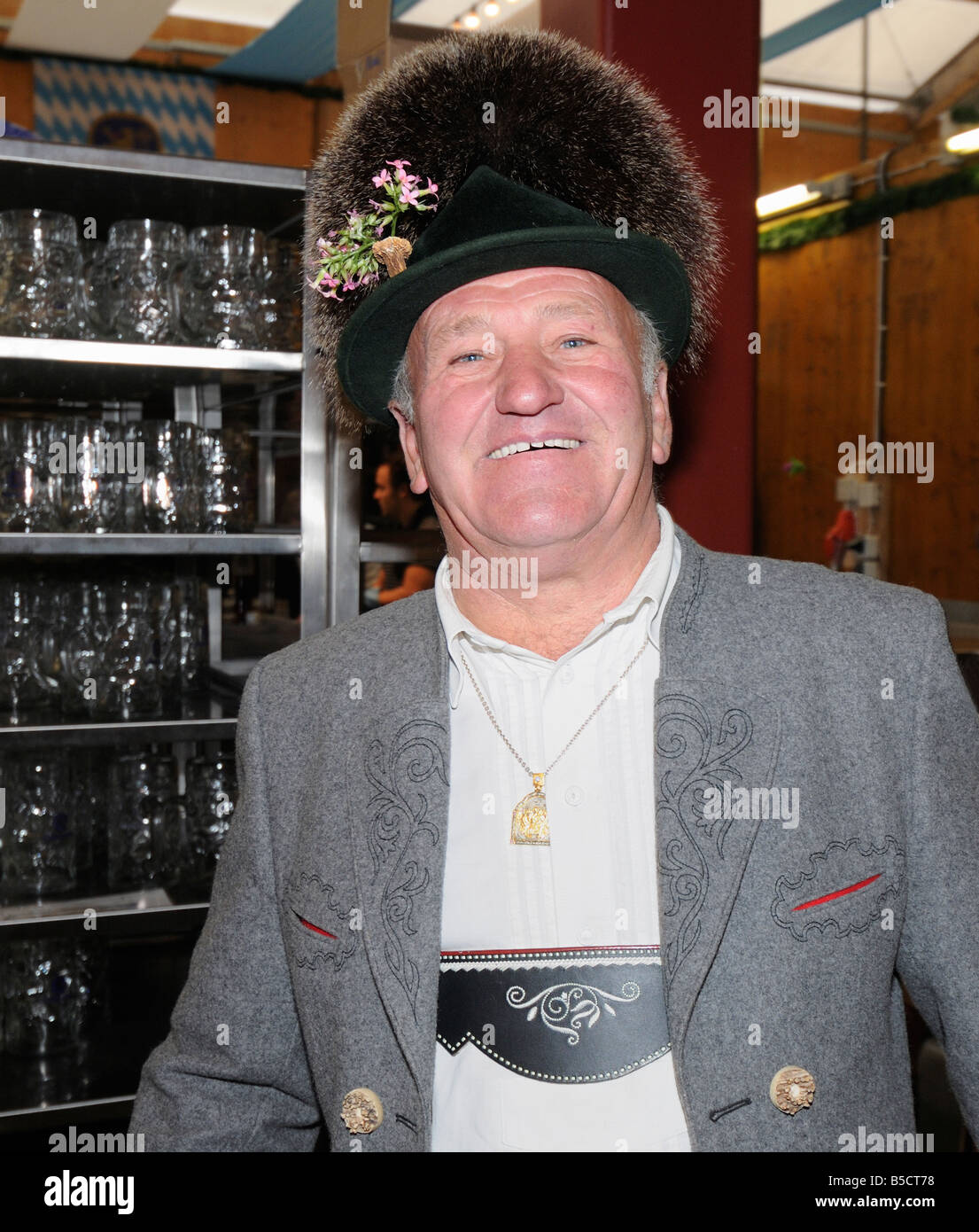 L'homme en costume traditionnel bavarois, Munich Oktoberfest Banque D'Images