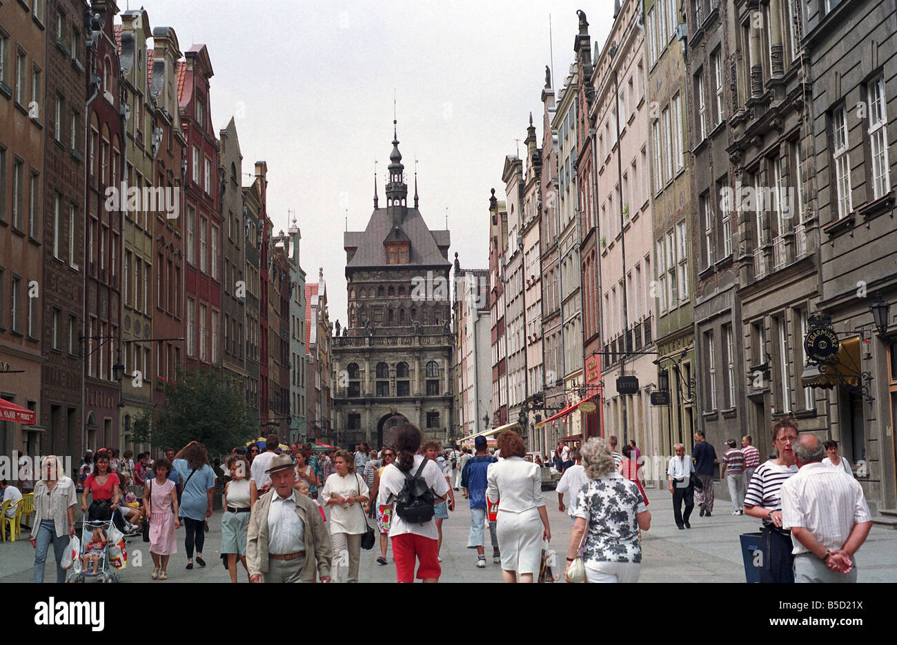 Longtemps marché dans la vieille ville de Gdansk, Pologne Banque D'Images