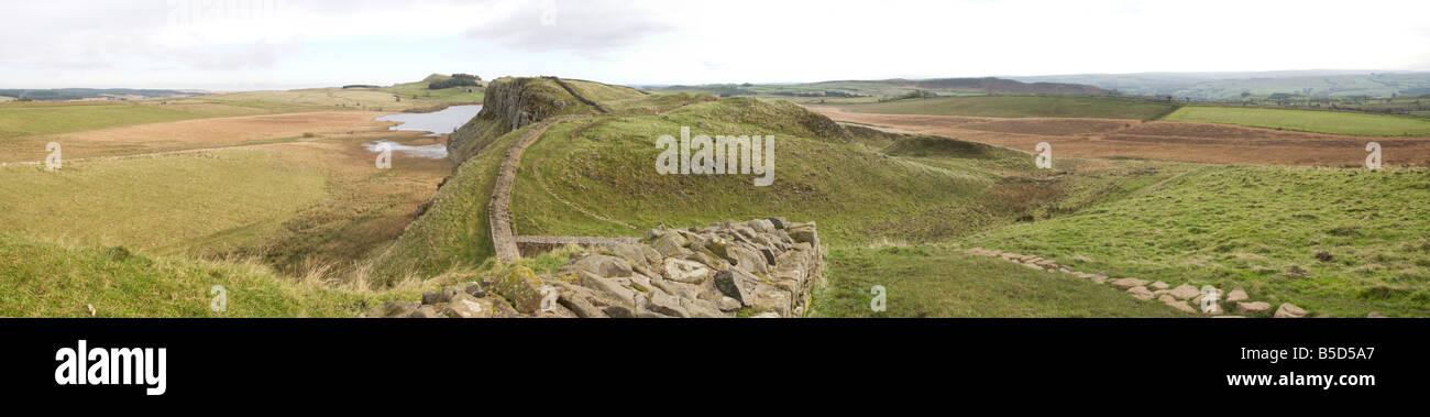 Vue panoramique sur le mur d'Hadrien à l'ouest de homesteads fort Banque D'Images