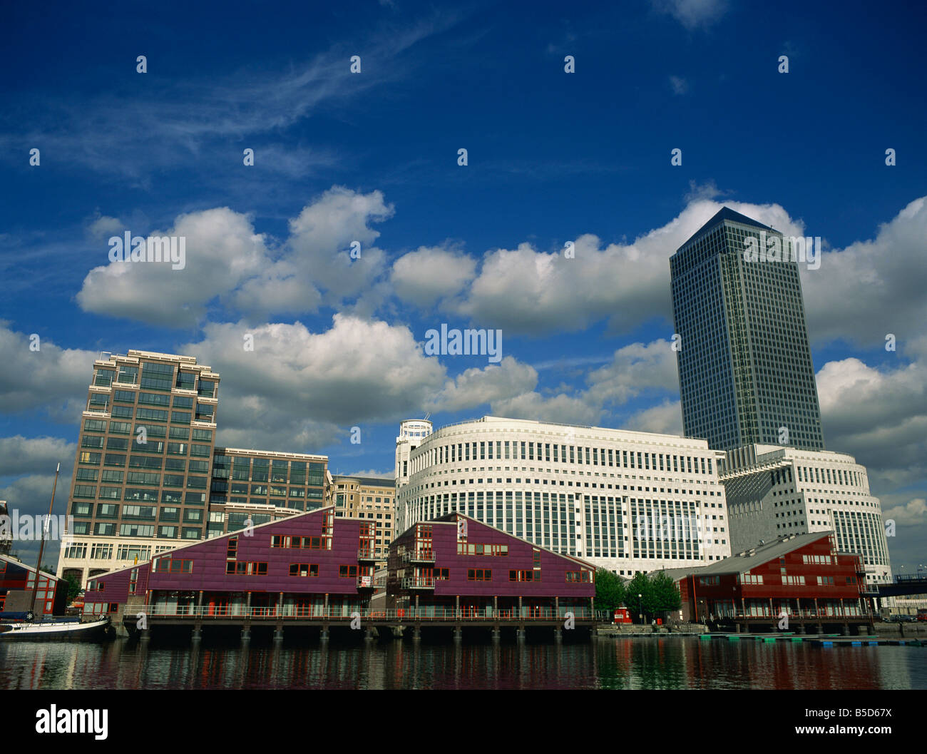 Canary Wharf et de l'architecture moderne Docklands Londres Angleterre Royaume-uni J Thorne Banque D'Images