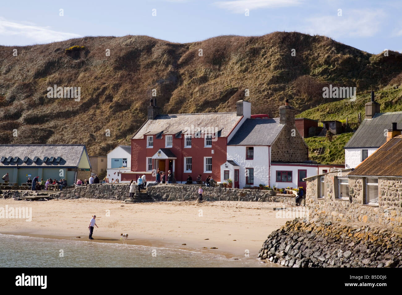 Vue de la plage de Ty Coch Inn sur Porth Dinllaen au village de Bay sur la péninsule de Lleyn, Morfa, Nefyn Gwynedd, au nord du Pays de Galles, , Europe Banque D'Images