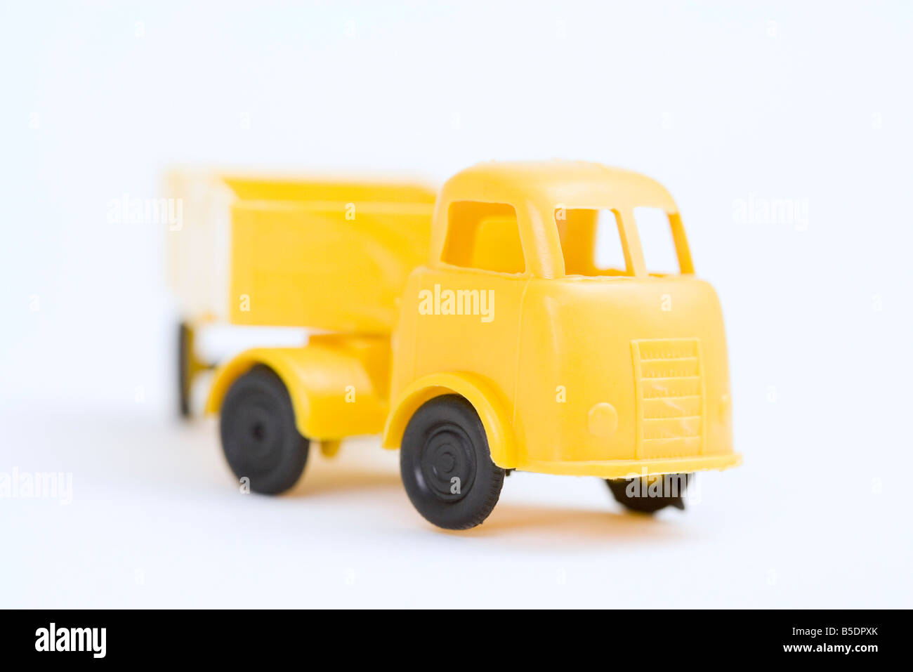 Camion à benne basculante TONKA Mighty vintage : jouet jaune en acier embouti (années 1990) - Canada