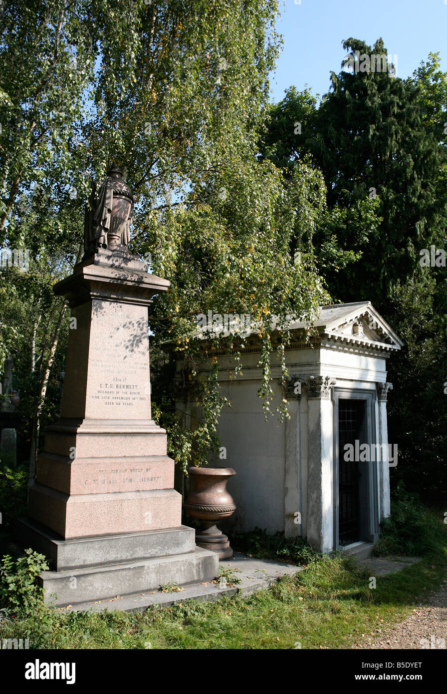 Abney Park Cemetery, Stoke Newington, au nord de Londres, Angleterre, RU Banque D'Images