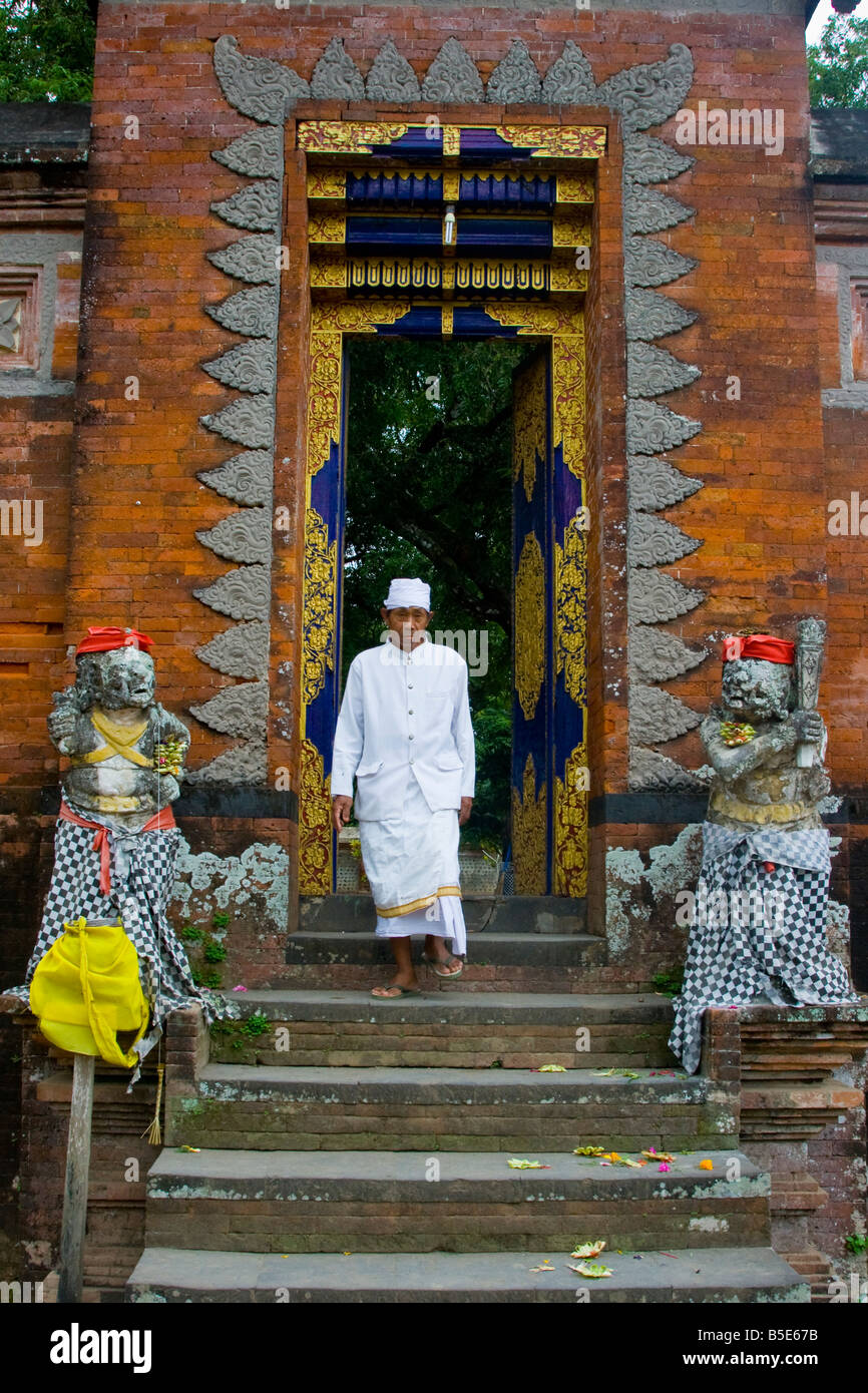 Pura Lingsar Hindu Temple près de Mataram Lombok en Indonésie Banque D'Images