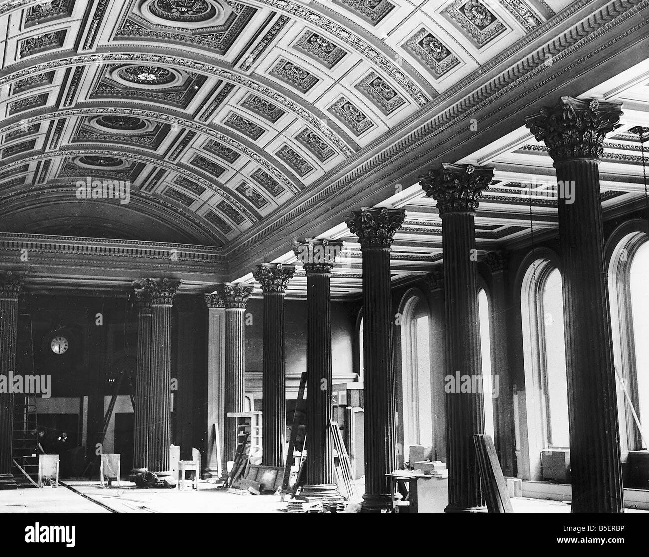 Royal Exchange building Glasgow Stirling Library Gallery of Modern art building Royal Exchange Square en conversion des ouvriers de l'intérieur Banque D'Images