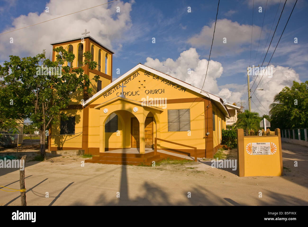 CAYE CAULKER BELIZE Nuestra Señora de la Asunción Église Catholique Banque D'Images