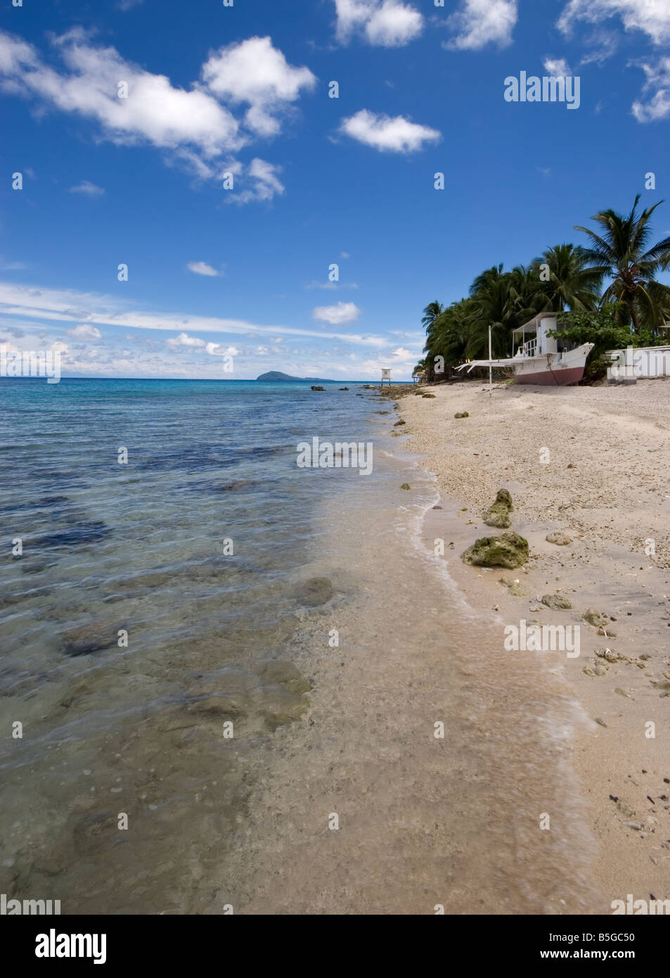 Plage et de flottaison à Sogod Bay, au sud de Leyte, Philippines Banque D'Images
