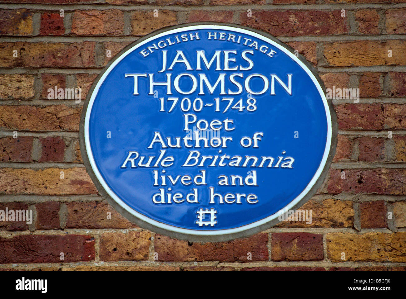 English Heritage blue plaque marquant une ancienne maison de James Thomson, auteur des paroles de la chanson patriotique, Rule Britannia Banque D'Images