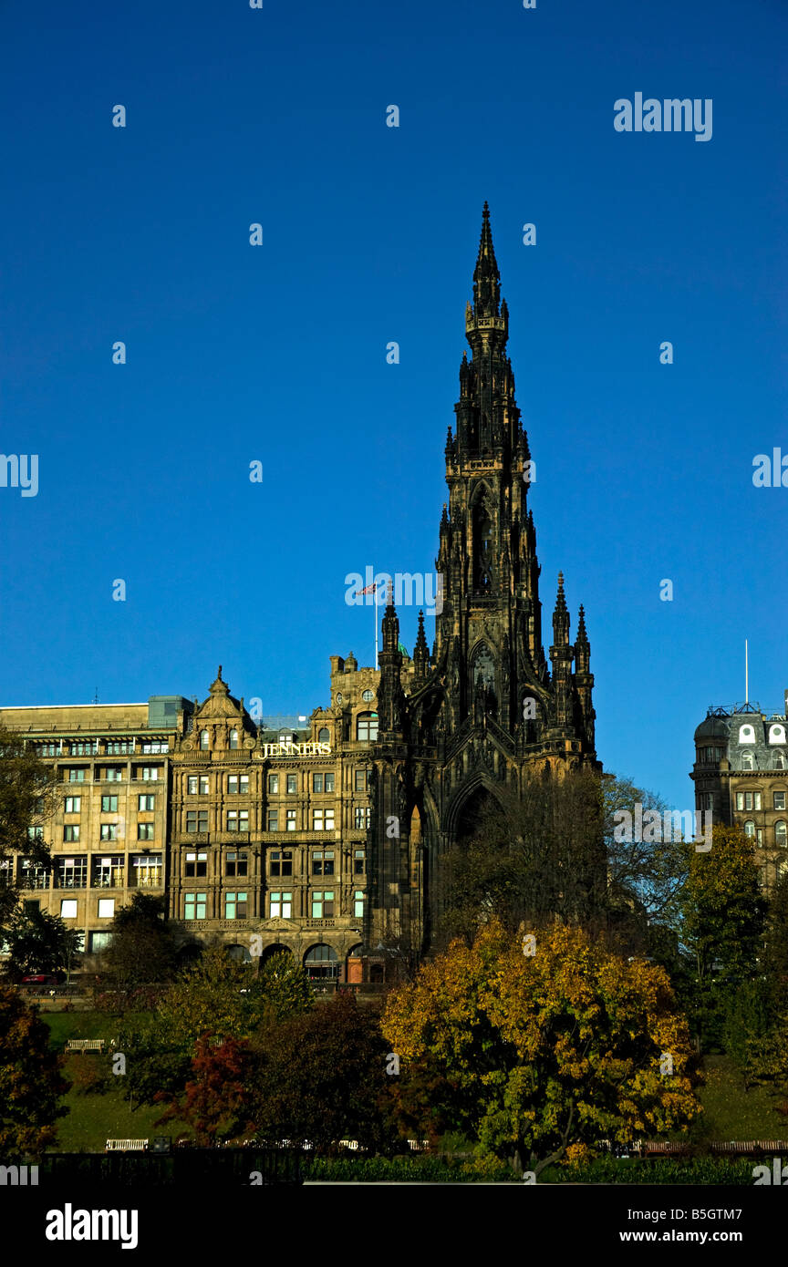 Monument de Walter Scott, Édimbourg, Écosse, Royaume-Uni, l'Europe à l'automne Banque D'Images