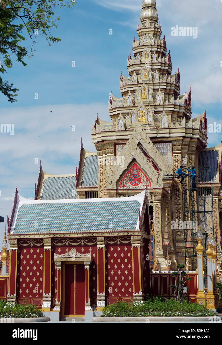Le crématorium royal à Sanam Luang à Bangkok, construit en 2008 pour la cérémonie de crémation de Son Altesse Royale la Princesse Galyani Vadhana Banque D'Images