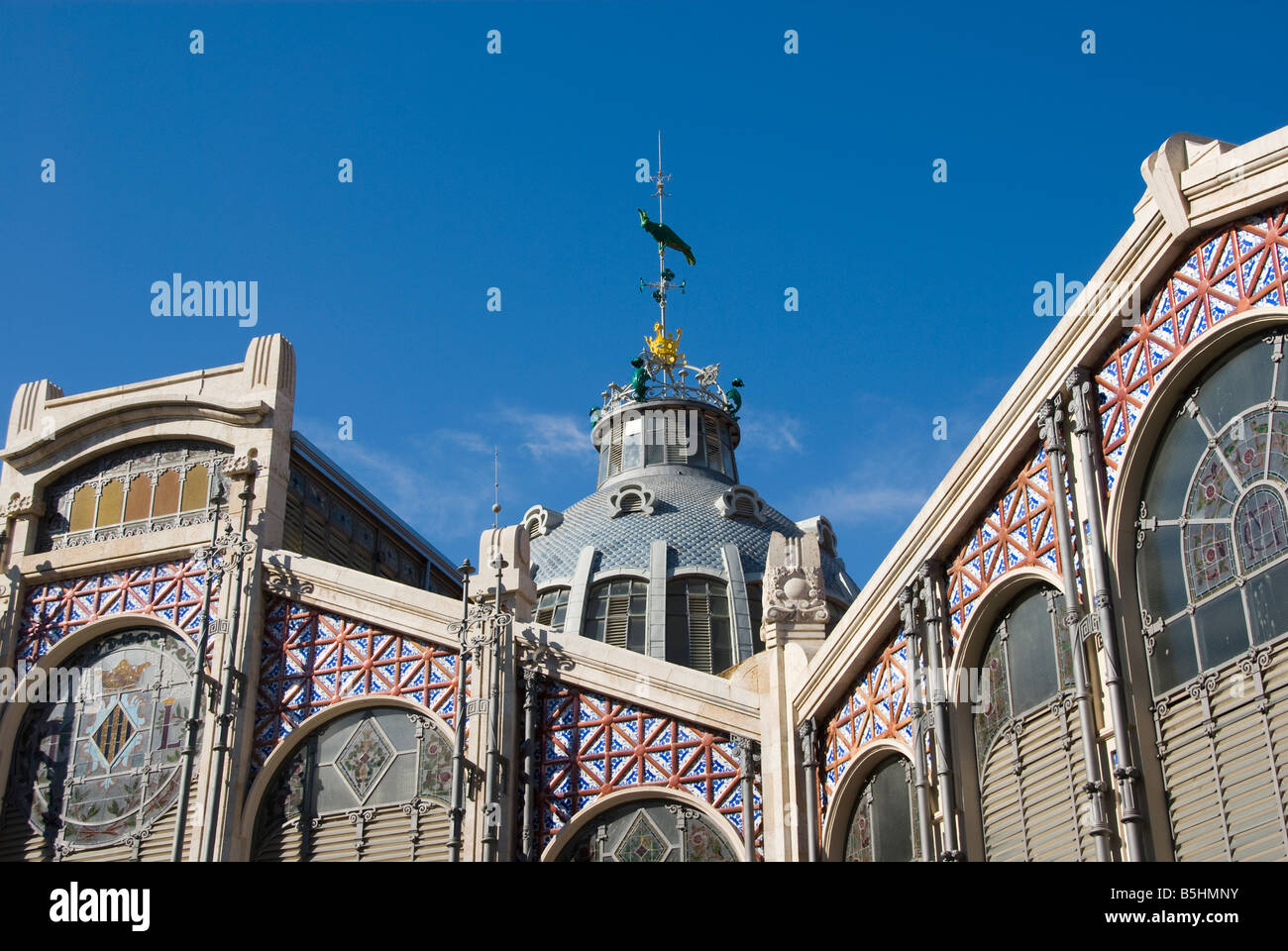 Détail architectural de la place du marché Mercado Central dans le centre-ville historique de Valence Espagne Banque D'Images