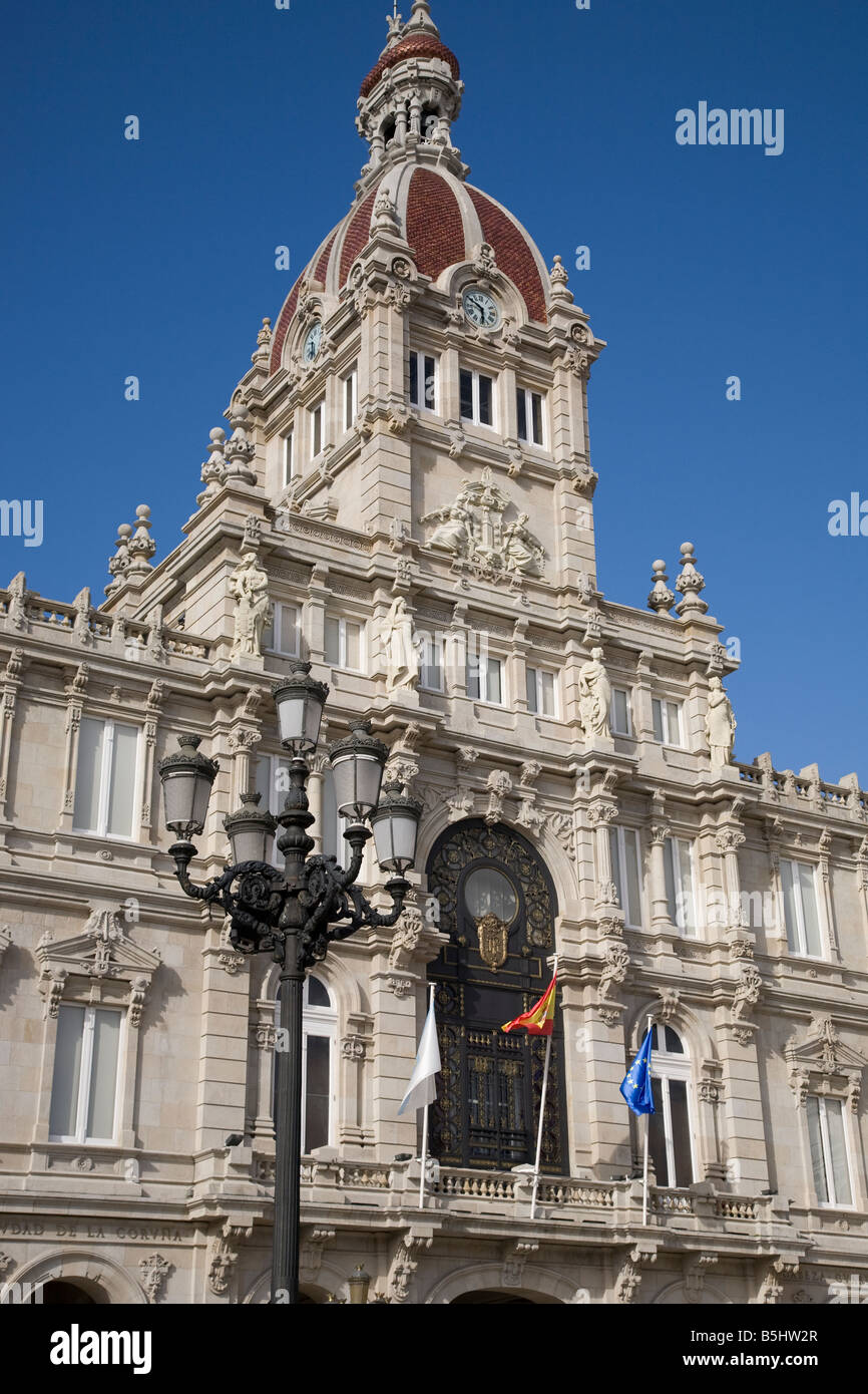 Hôtel de ville, la place de Maria Pita Square, La Corogne, Galice, Espagne Banque D'Images