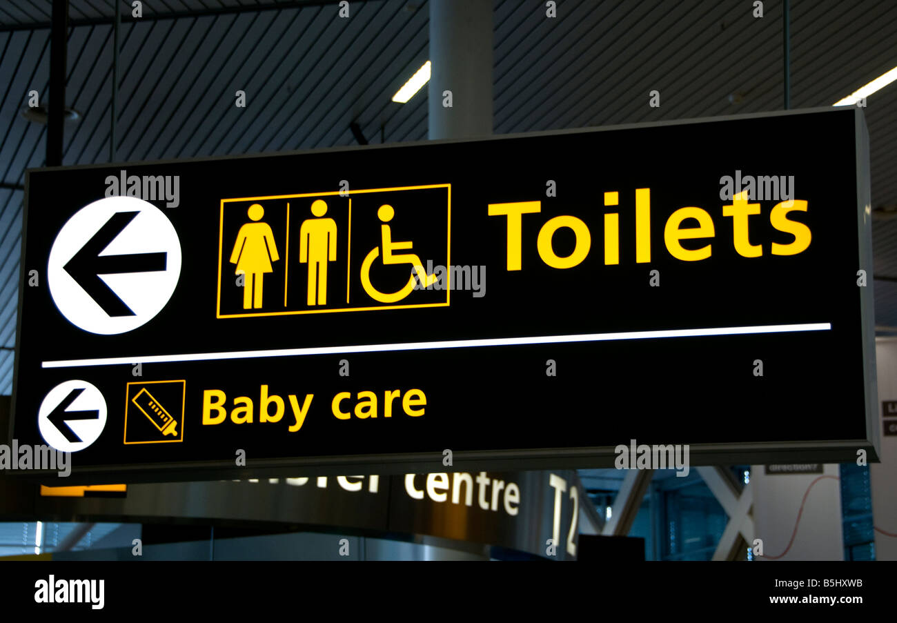 L'aéroport d'Athènes Airplane information panneau signalétique toilettes Banque D'Images
