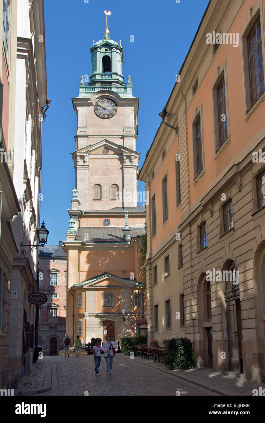Tour de l'horloge Storykyrkan Cathédrale Gamla Stan Stockholm Suède Banque D'Images