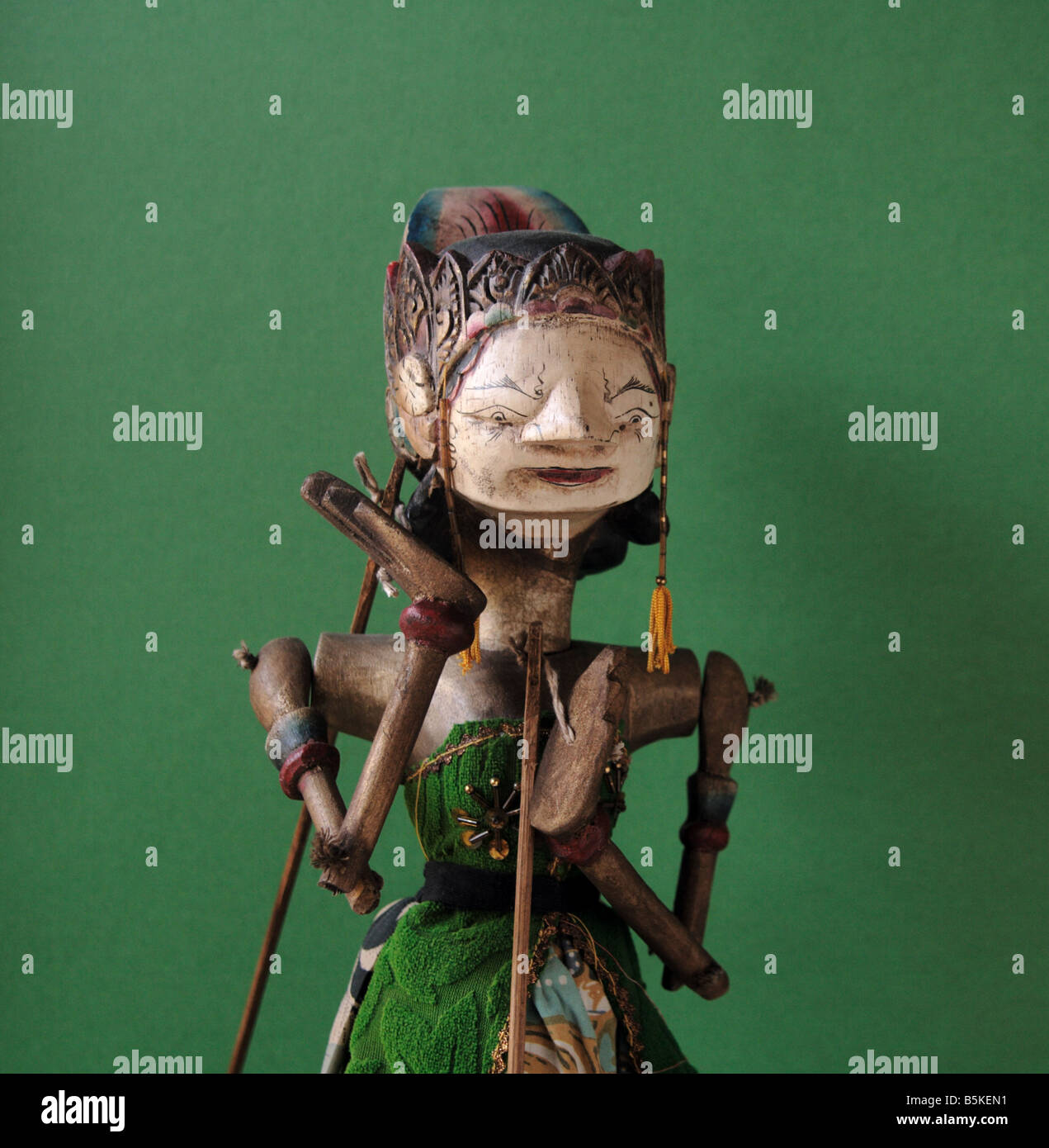 MARIONNETTE À TIGES en bois indonesienne sur socle rare 44,5 cm environ EUR 35,90 - FR