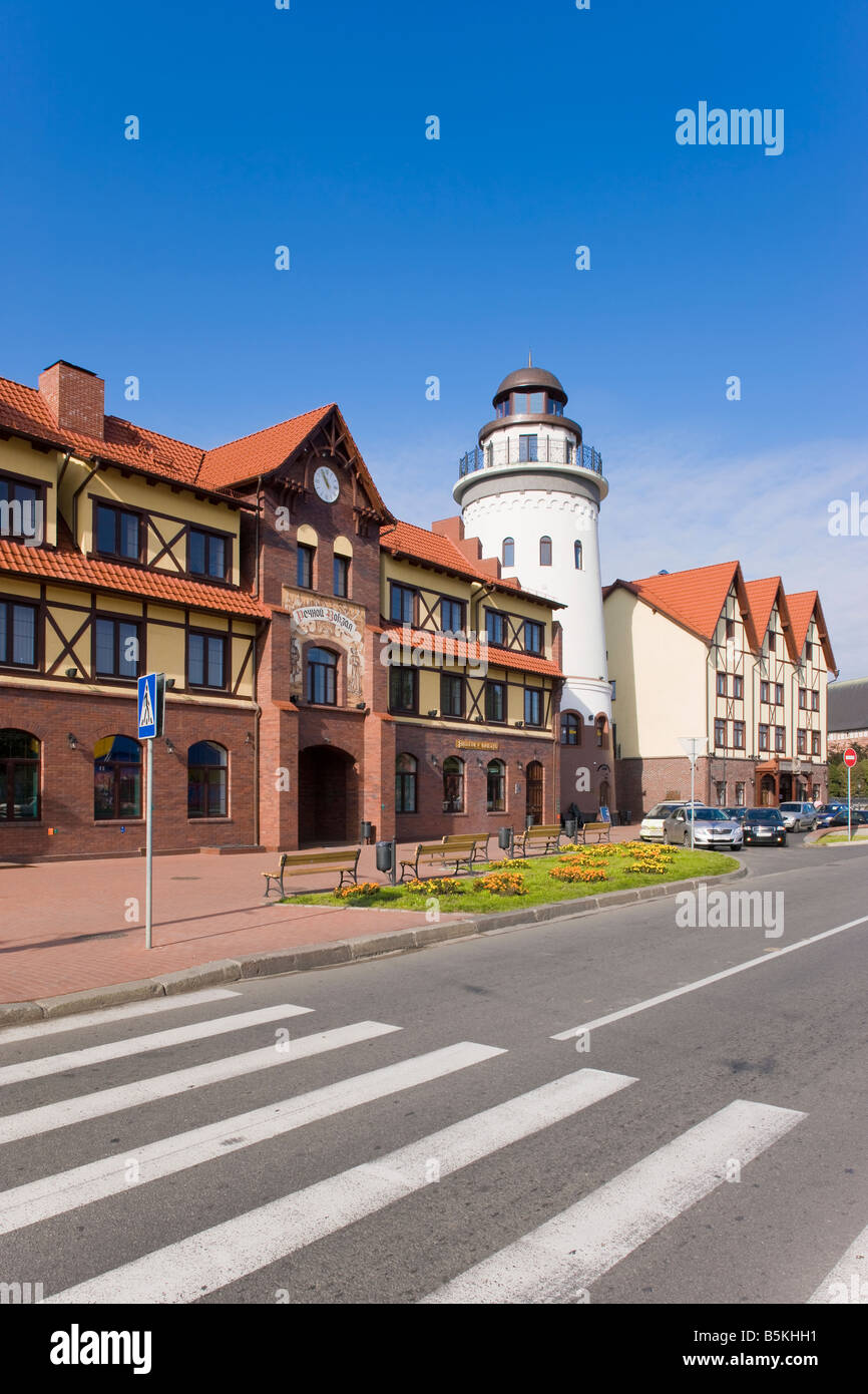 La Russie, Kaliningrad, Konigsberg, village du poisson logement moderne et le développement de l'hôtel restaurant Banque D'Images