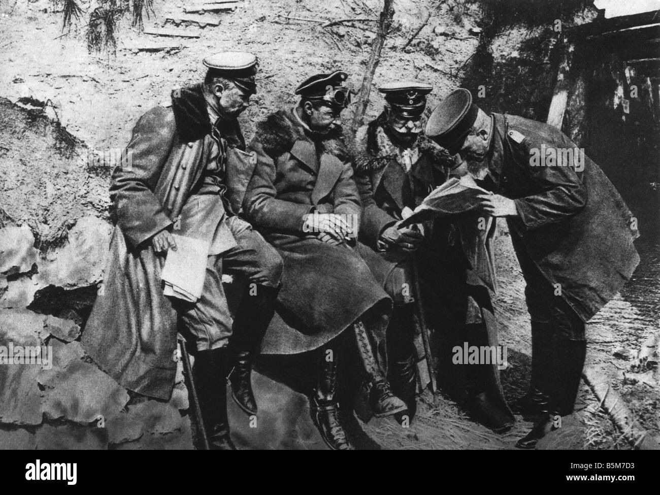 1 W265 F1918 3 E Prince Wilhelm sur front de l'Ouest Prince Wilhelm de Prusse et le Prince héritier de l'Empire allemand Potsdam 6 Banque D'Images