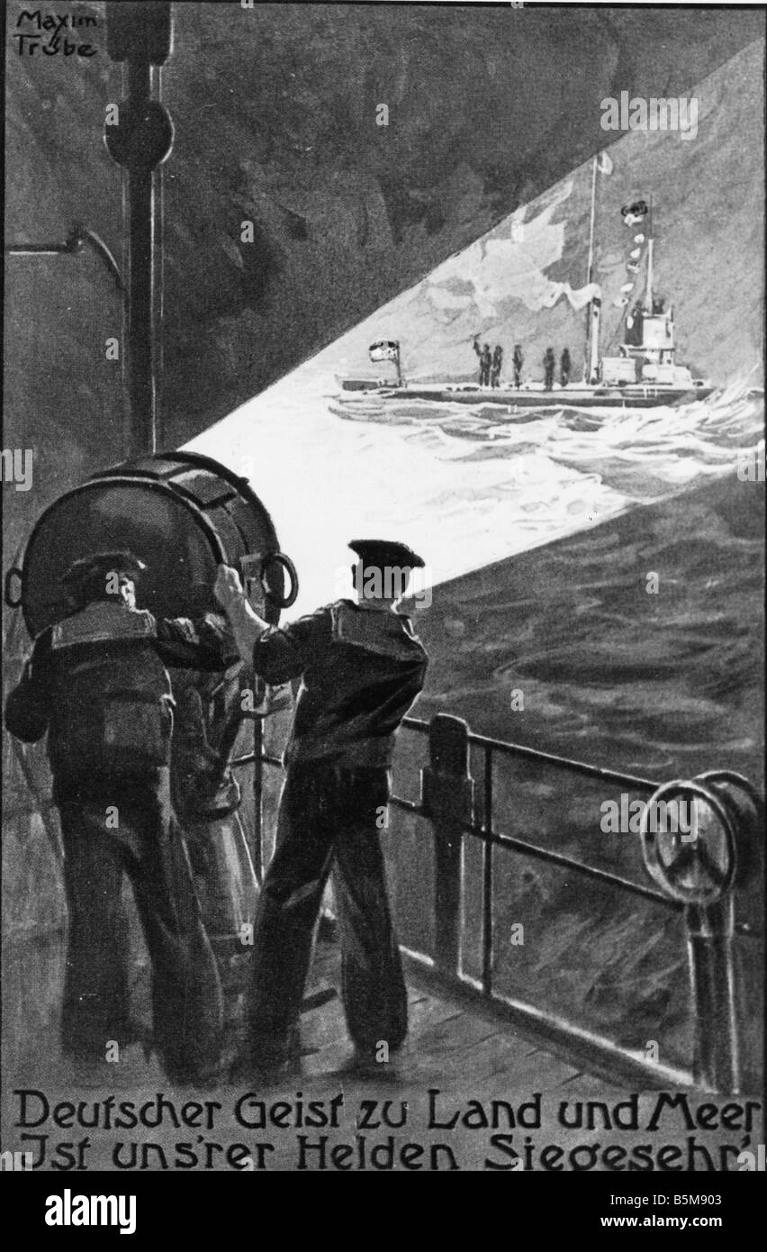 2 G55 M1 1914 3 carte postale de propagande marines c 1914 Histoire Première Guerre mondiale Guerre en mer de marine allemand shine un projecteur sur un Allemand Banque D'Images