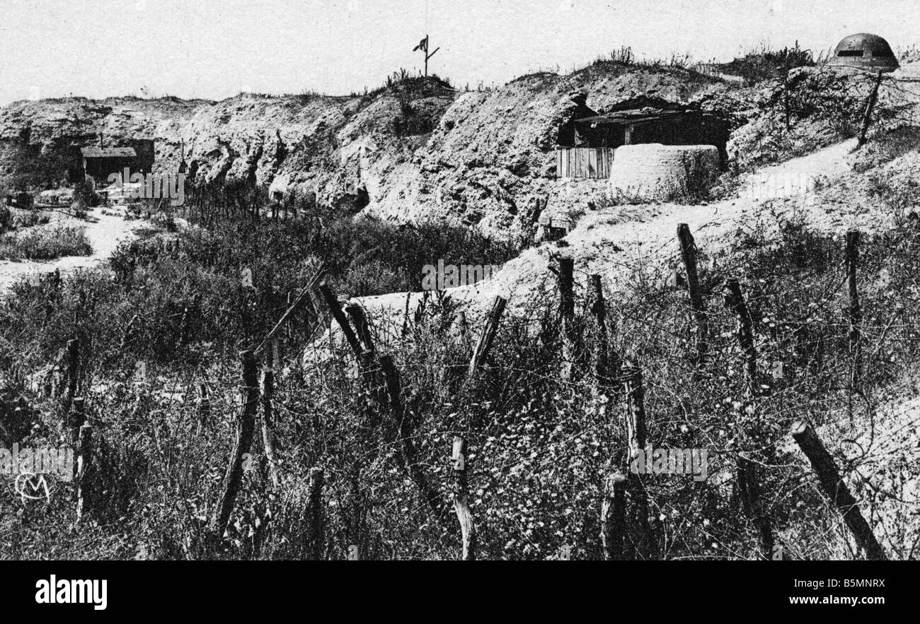 5FK V5 J1 1916 Fort de Douaumont Verdun Photo France fort de Douaumont forteresse réservoir Français 7km au nord de Verdun d'assaut par Germa Banque D'Images