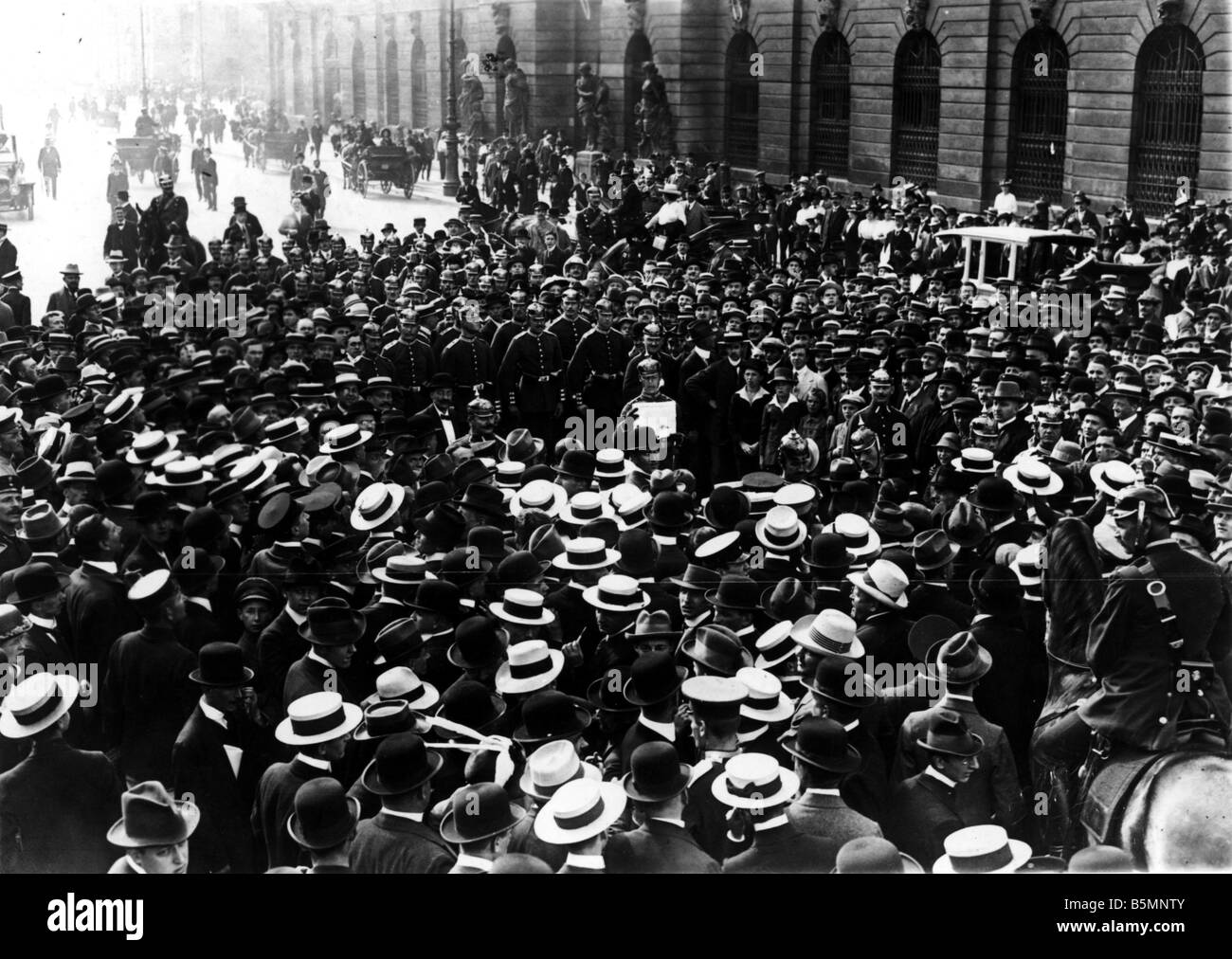 8 1914 731 A1 1 e Guerre Mondiale Berlin annonce 1914 Première Guerre Mondiale 1914 18 La mobilisation des troupes de Berlin le 31 juillet 1914 Sorties à Berlin Banque D'Images