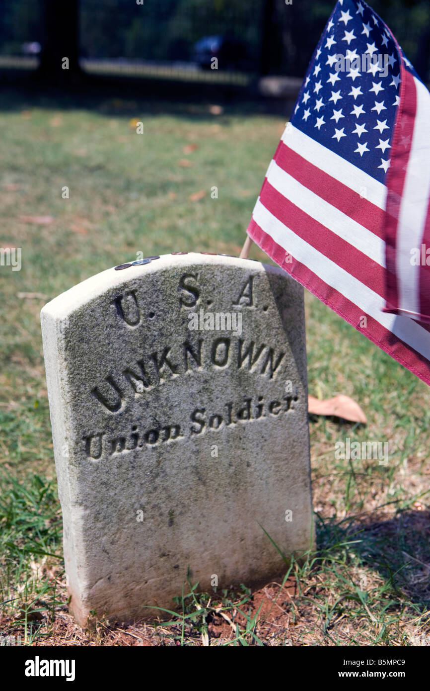 Tombe d'un soldat de l'Union dans la Confederate Cemetery head stone indique 'U.S.A. Pas de soldat de l'Union' Appomattox Virginia Banque D'Images
