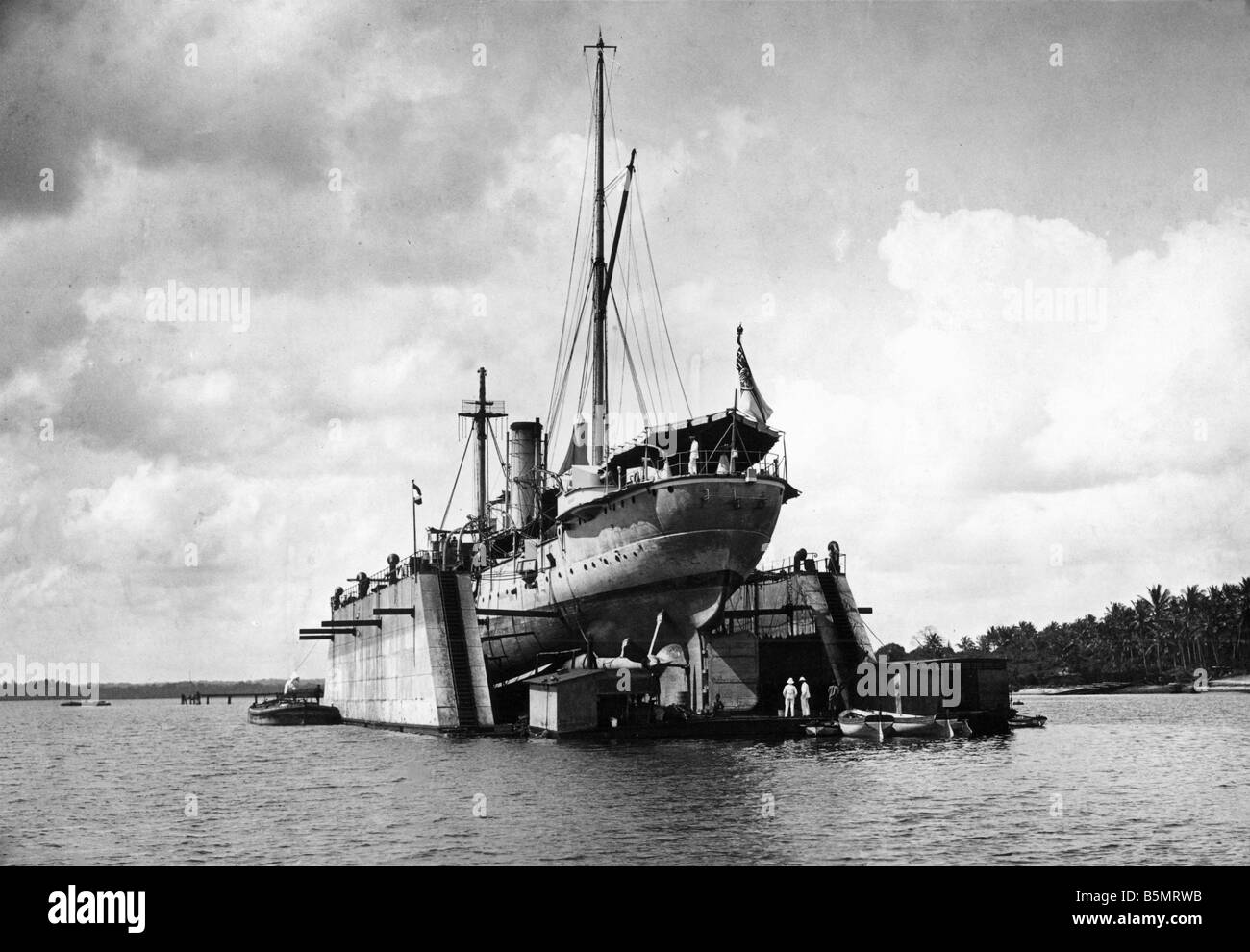 9AF 1914 A6 3 0 0 bateau à vapeur du lac Tanganika Goetzen 1914 Première Guerre mondiale La guerre dans les colonies de l'Afrique orientale allemande aujourd'hui la Tanzanie Le cons Banque D'Images