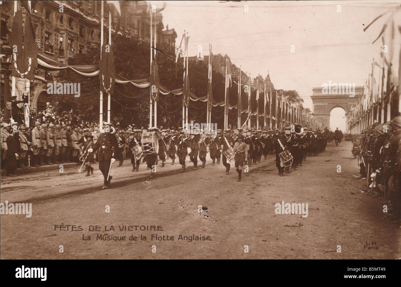 9FK 1919 7 14 A1 16 E 14 7 1919 Célébrations de la Victoire Paris Paris 14 juillet 1919 victoire des alliés les célébrations de la fin de la W Banque D'Images