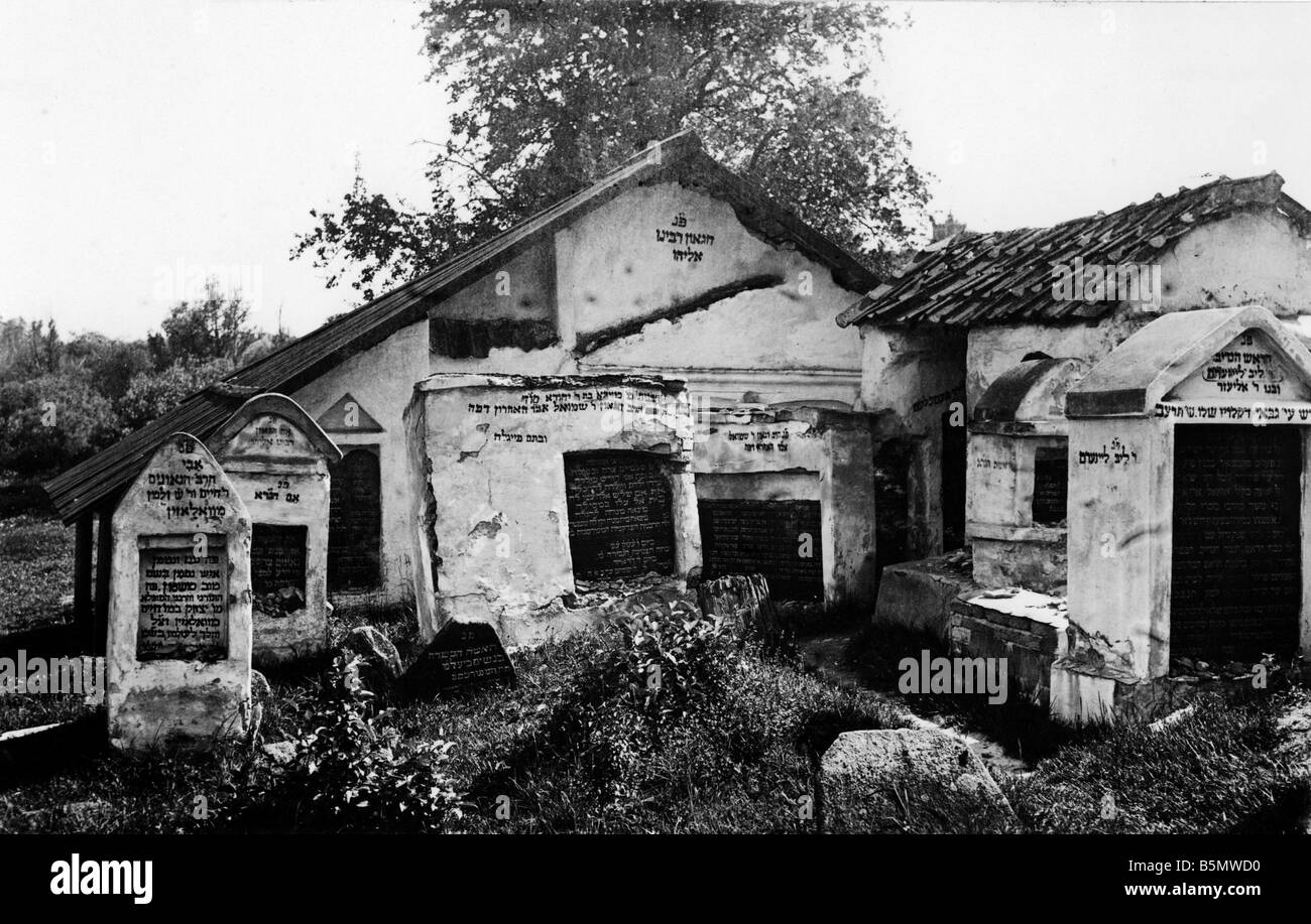 9EST 191500 A2 cimetière juif à Vilnius c 1915 Histoire du Judaïsme Les Juifs orientaux cimetière juif à Vilnius photo d'un amateur Banque D'Images