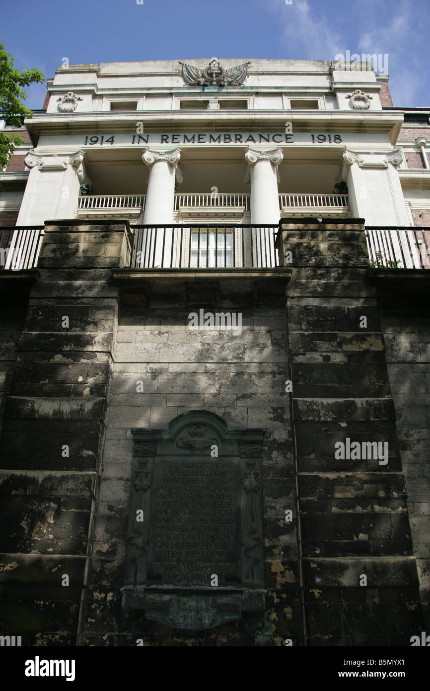 Ville de Nottingham, Angleterre. La Première Guerre mondiale monument à Nottingham et incarcérée à l'ancien hôpital général de Nottingham. Banque D'Images