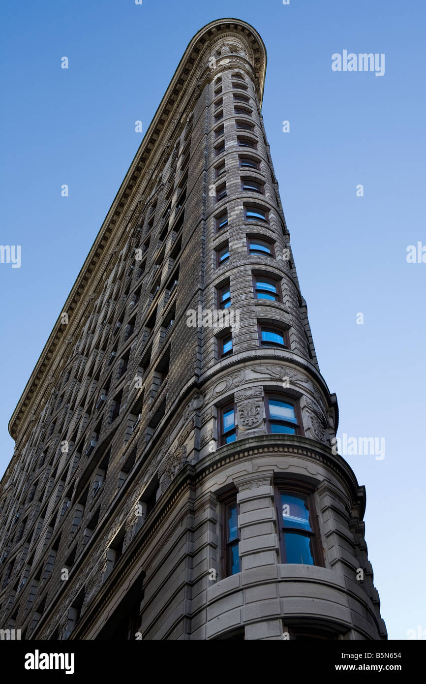 Le Flatiron Building sur le triangle de la Cinquième Avenue, Broadway et la 23e Rue à New York City USA Banque D'Images