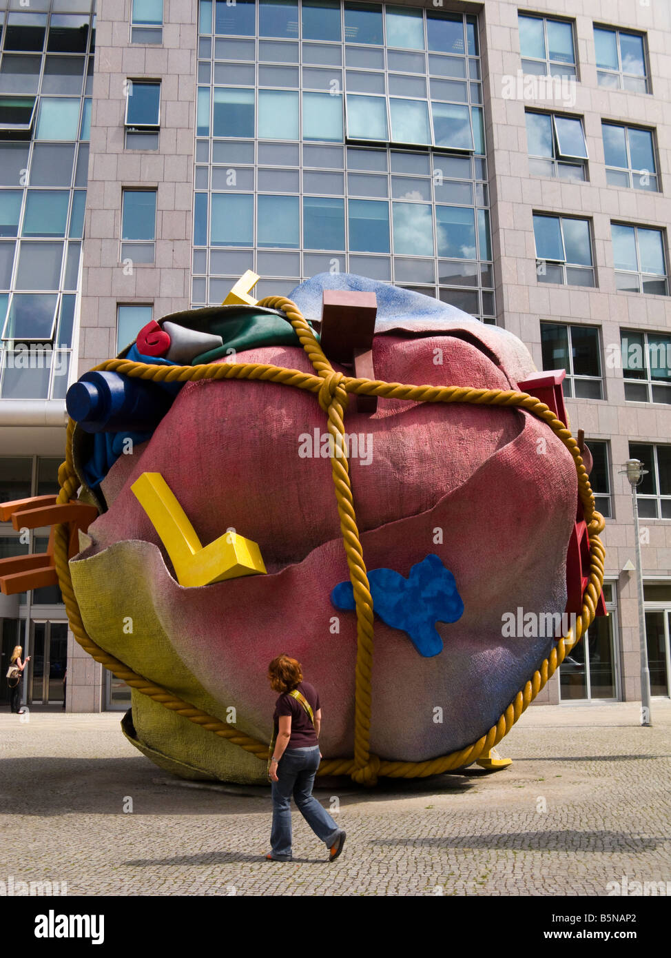 La sculpture en plein air à Berlin Allemagne Banque D'Images