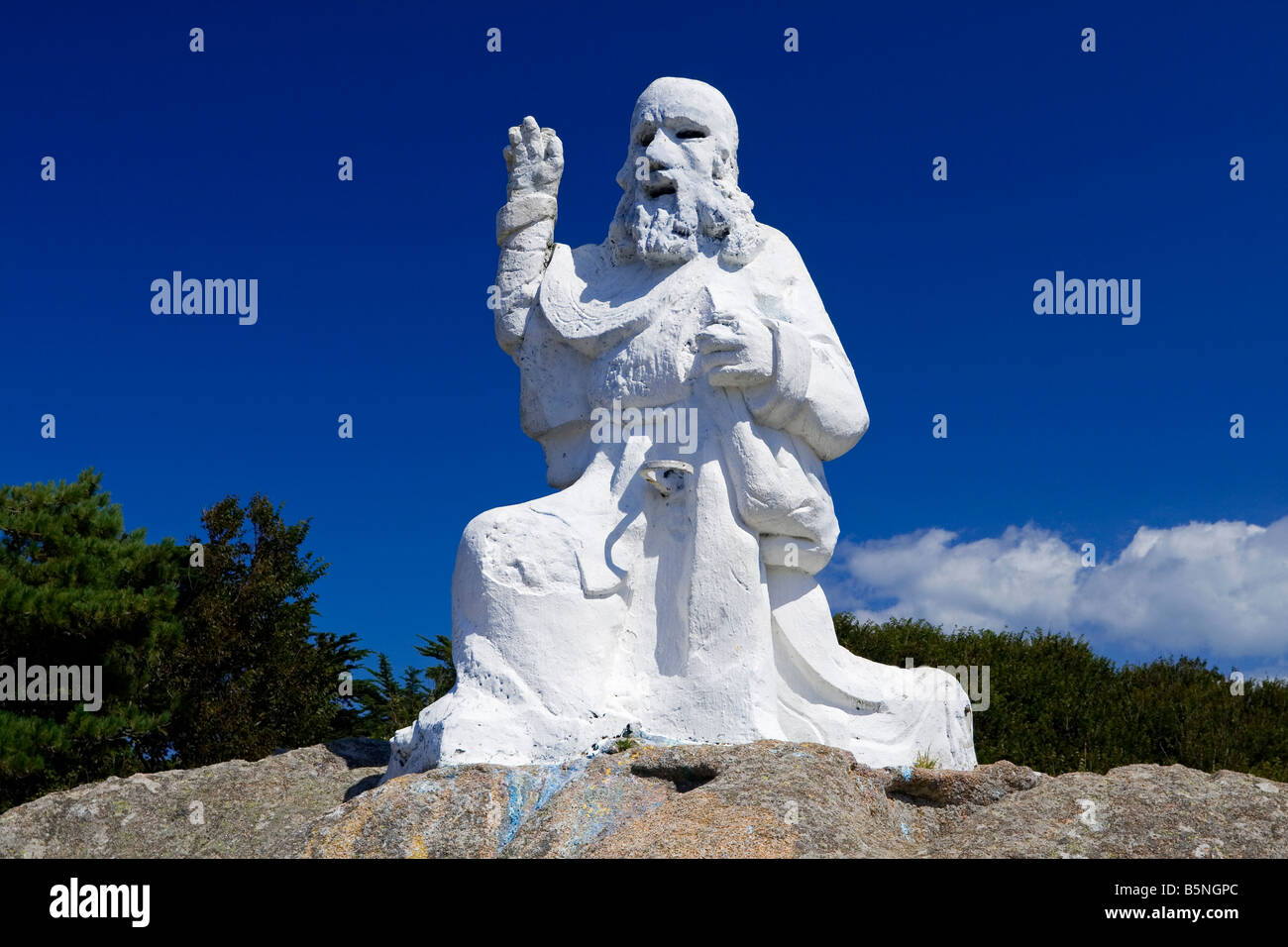 Statue de Neptune sur le dessus de l'Aquarium construit en pierres à