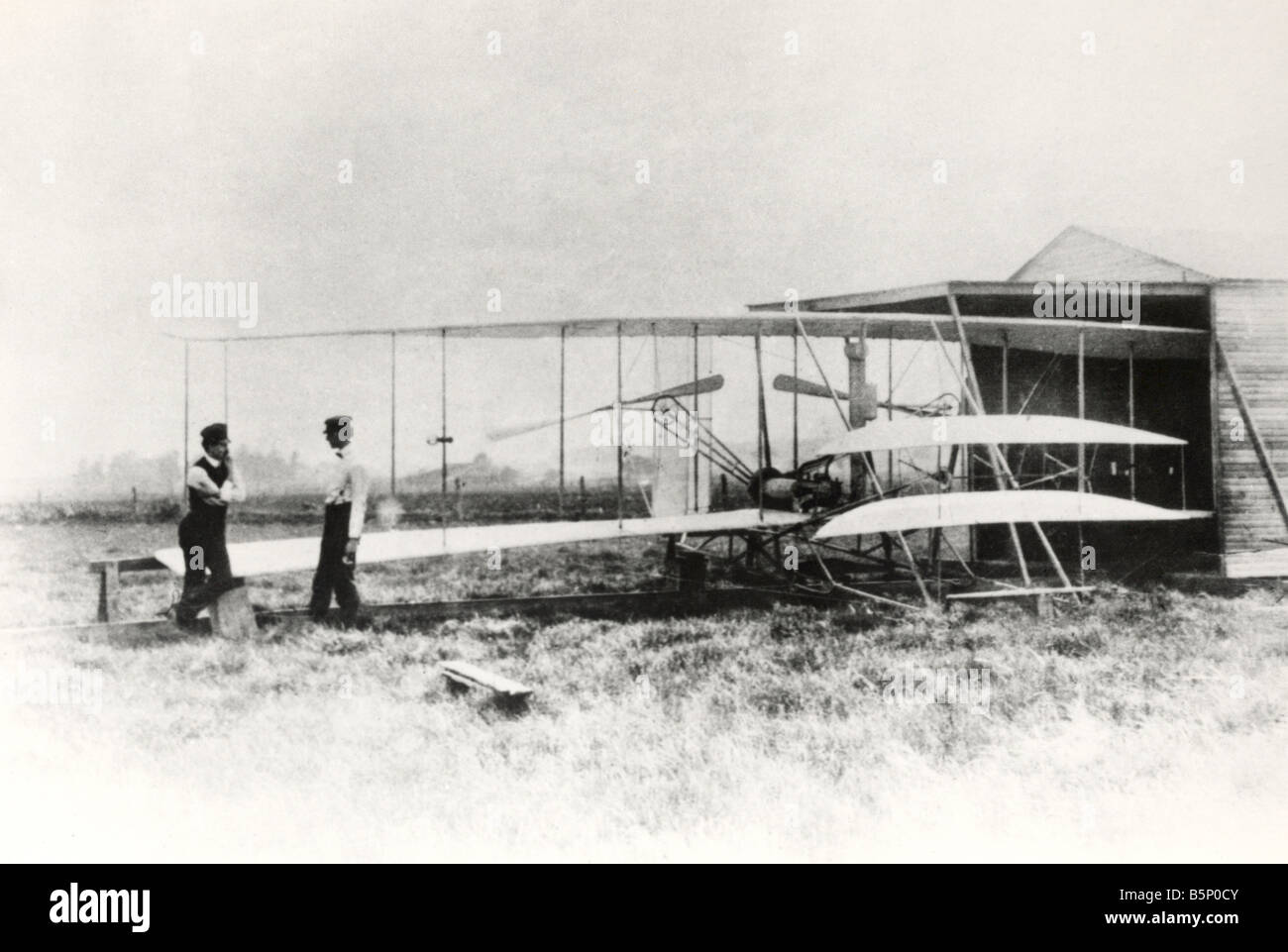 Wilber et Orville Wright avec Flyer II à des Prairies Huffman Banque D'Images