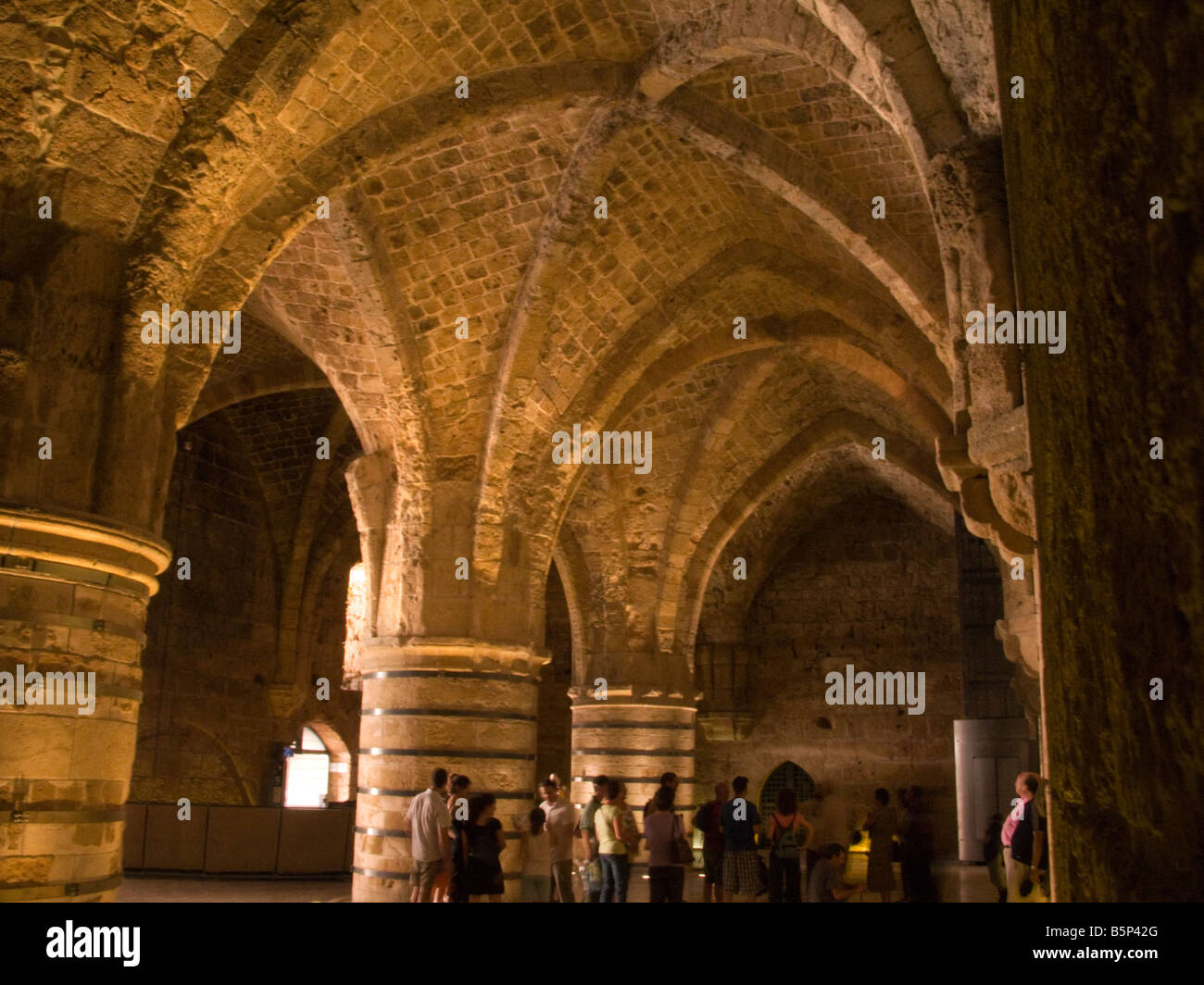 HALL DES CHEVALIERS croisé médiéval ACCO Vieille ville de Galilée occidentale ISRAËL Banque D'Images