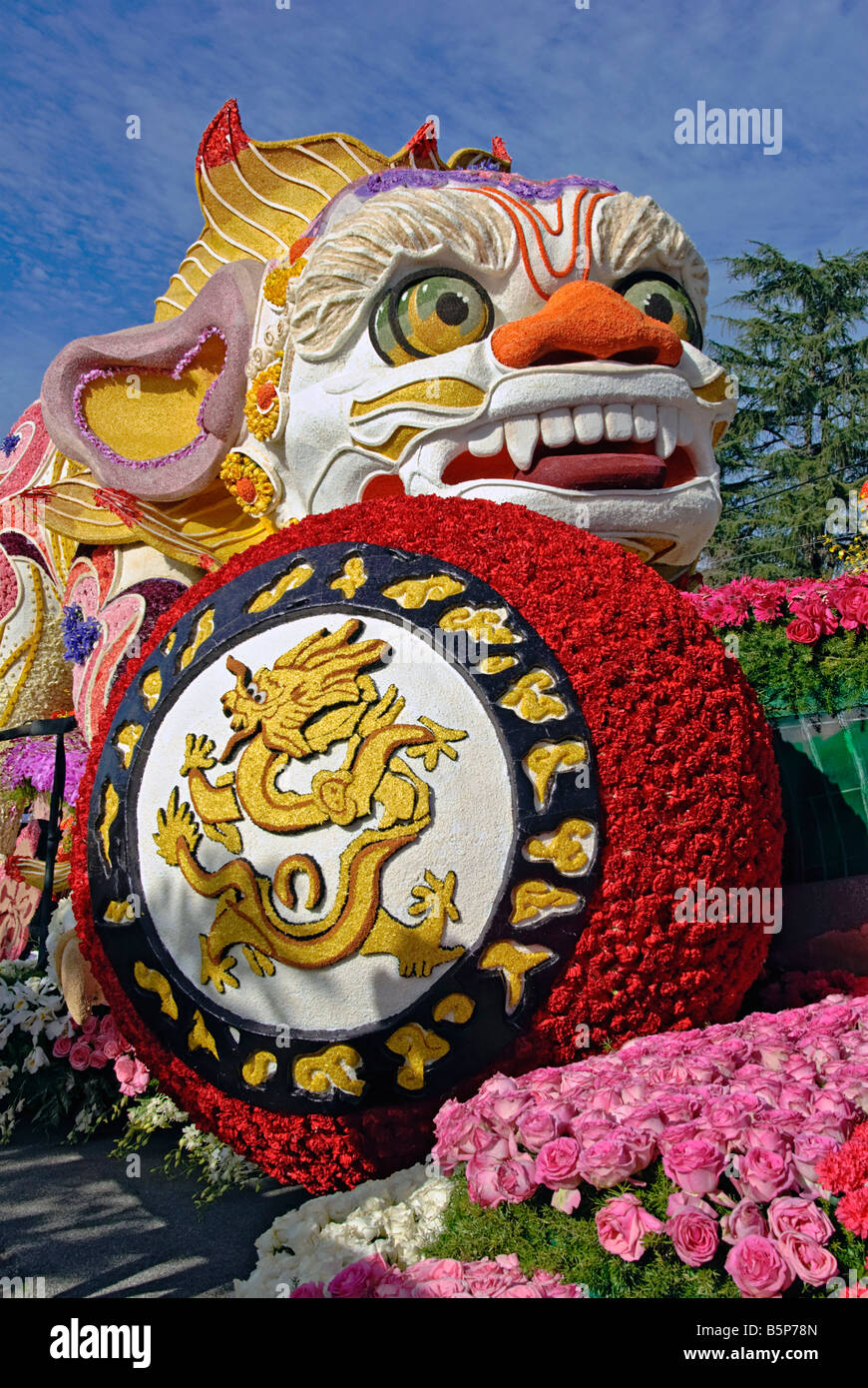 'Carnaval de Taiwan' Rose Parade, [China Airlines] gagnant du trophée international de plus belle entrée à l'extérieur des États-Unis Banque D'Images