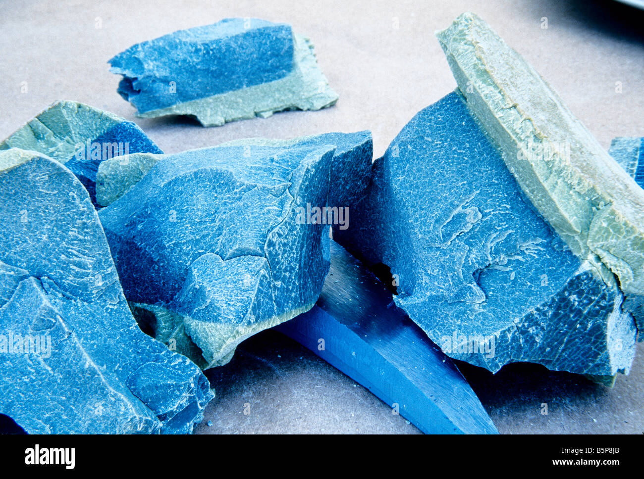 Spécimens de minerai brut de bentonite. Banque D'Images