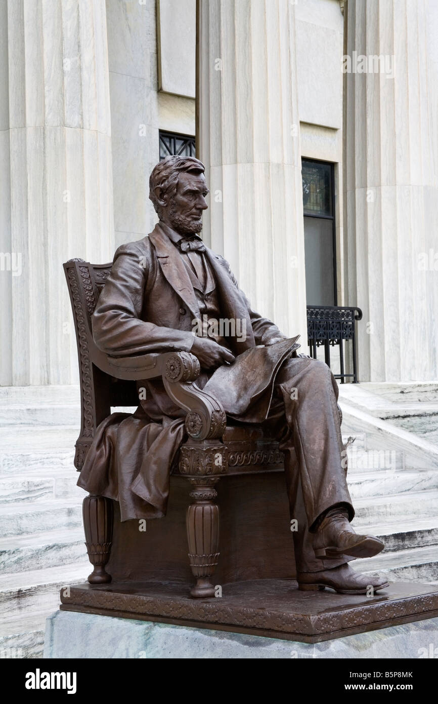 Musée d'histoire de la statue d'Abraham Lincoln Library ville de Buffalo dans l'État de New York USA Banque D'Images