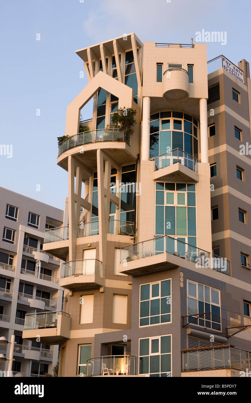 Immeuble moderne HERBERT SAMUEL ESPLANADE TEL AVIV ISRAËL Banque D'Images