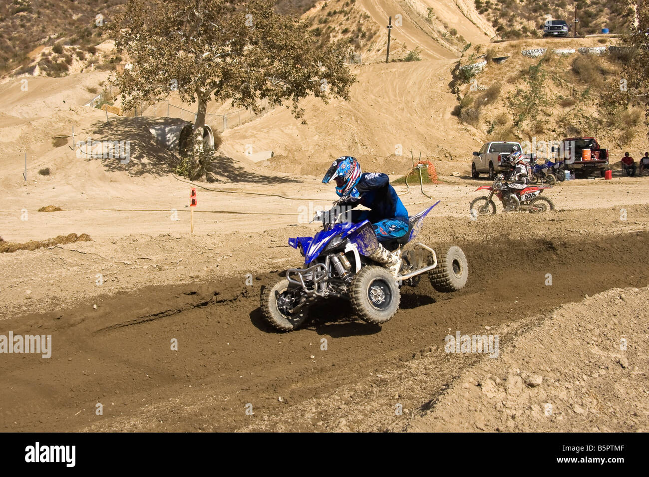 Rider Quad racing à Glen Helen Devore circuit Californie Banque D'Images Rider Quad racing à Glen Helen Devore circuit Californie Banque D'Images