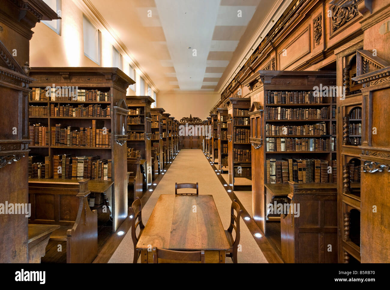 Bibliothèque Une bibliothèque médiévale Fellows au Jesus College à Oxford Banque D'Images