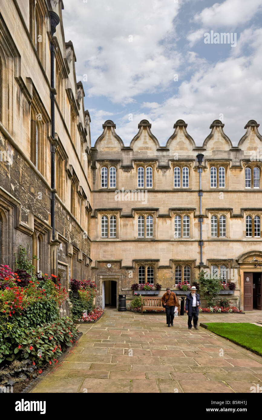 Bibliothèque Une bibliothèque médiévale Fellows au Jesus College à Oxford Banque D'Images